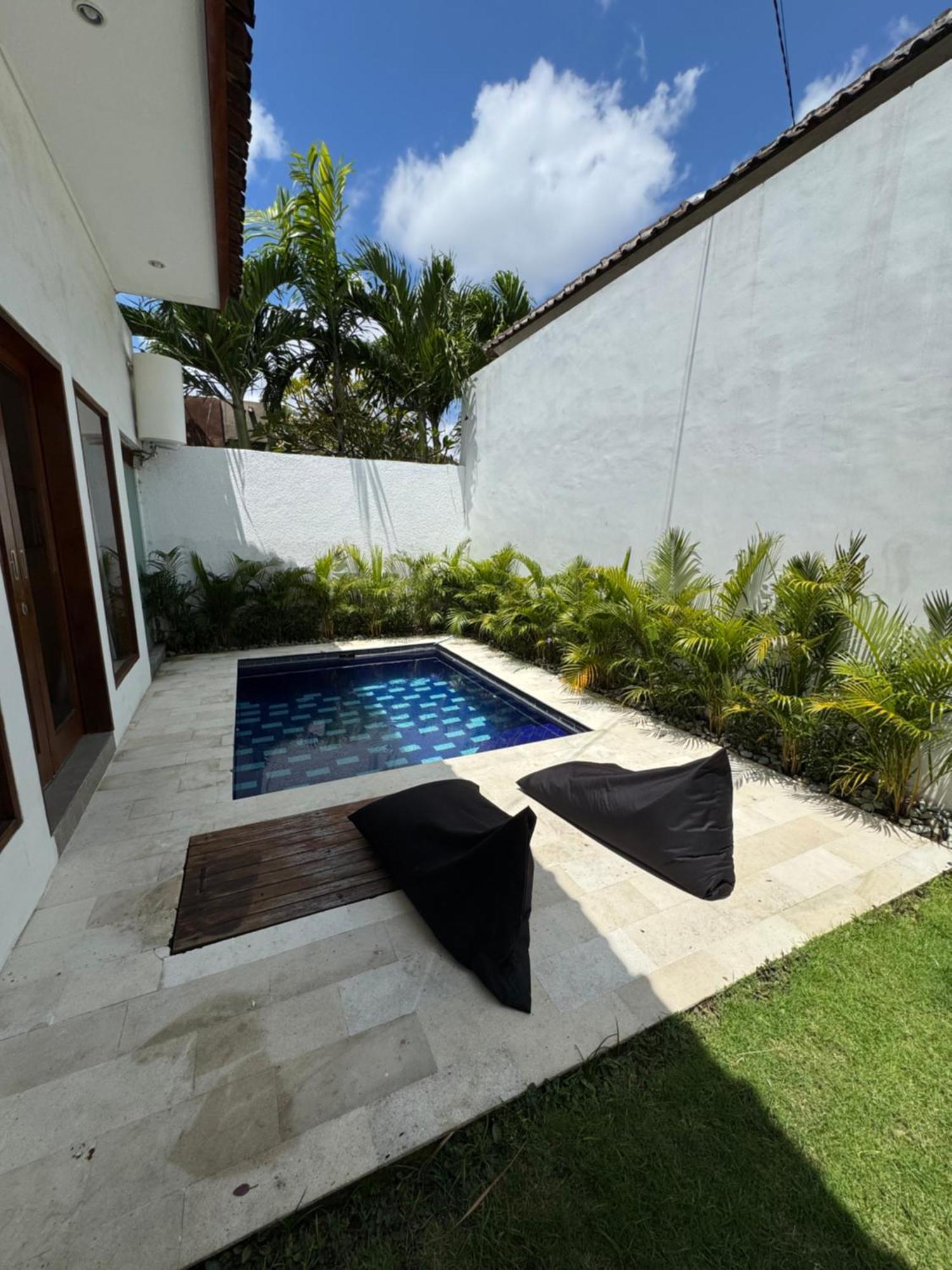 Kiki Village Bathtub Canggu Kültér fotó