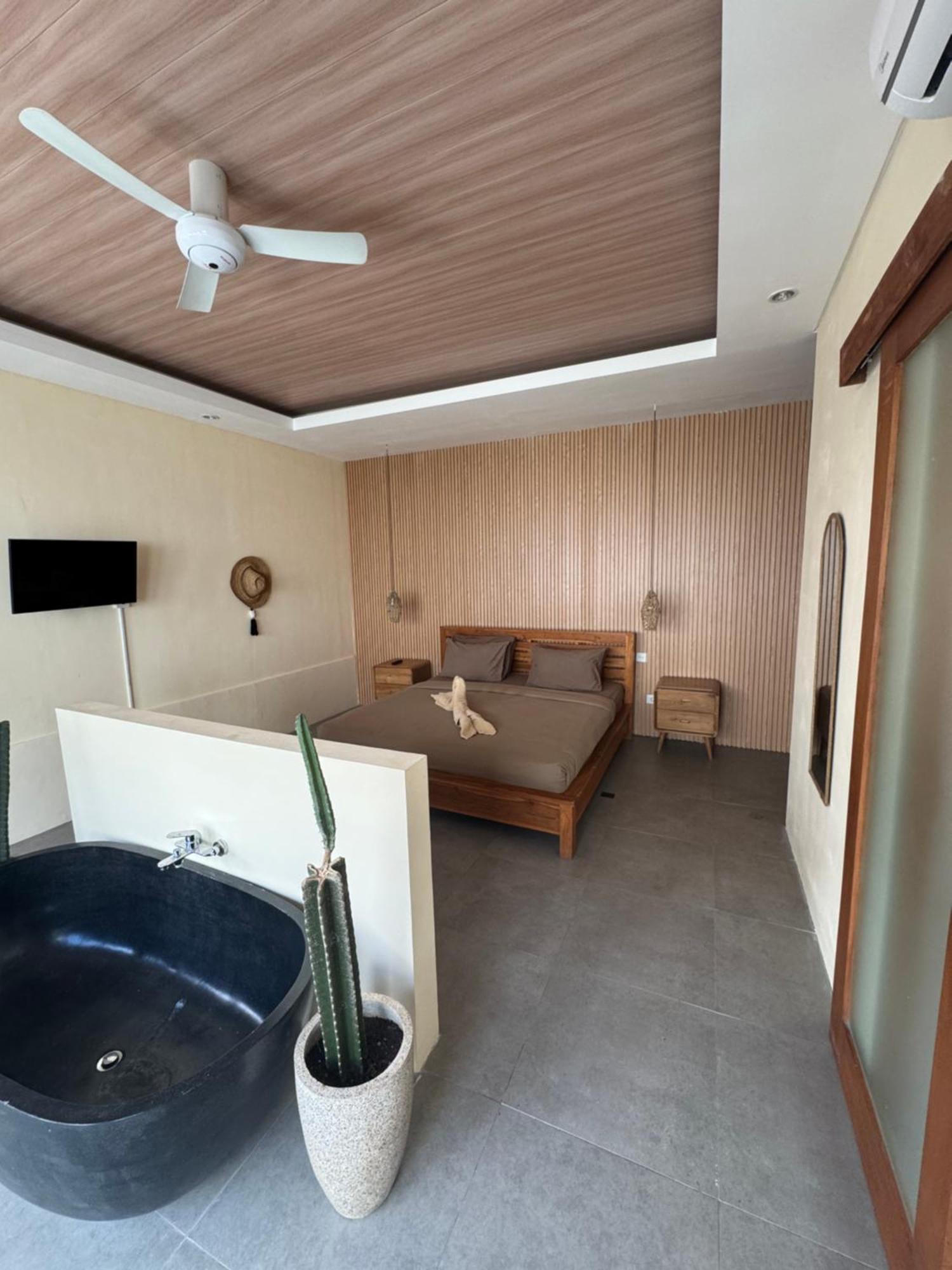 Kiki Village Bathtub Canggu Kültér fotó